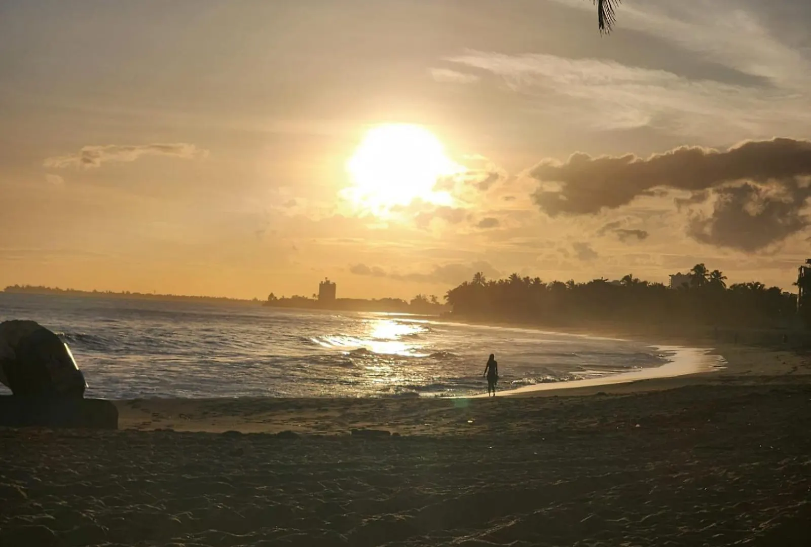 Breathtaking 3-Br Beachside Apt San Juan Appartement