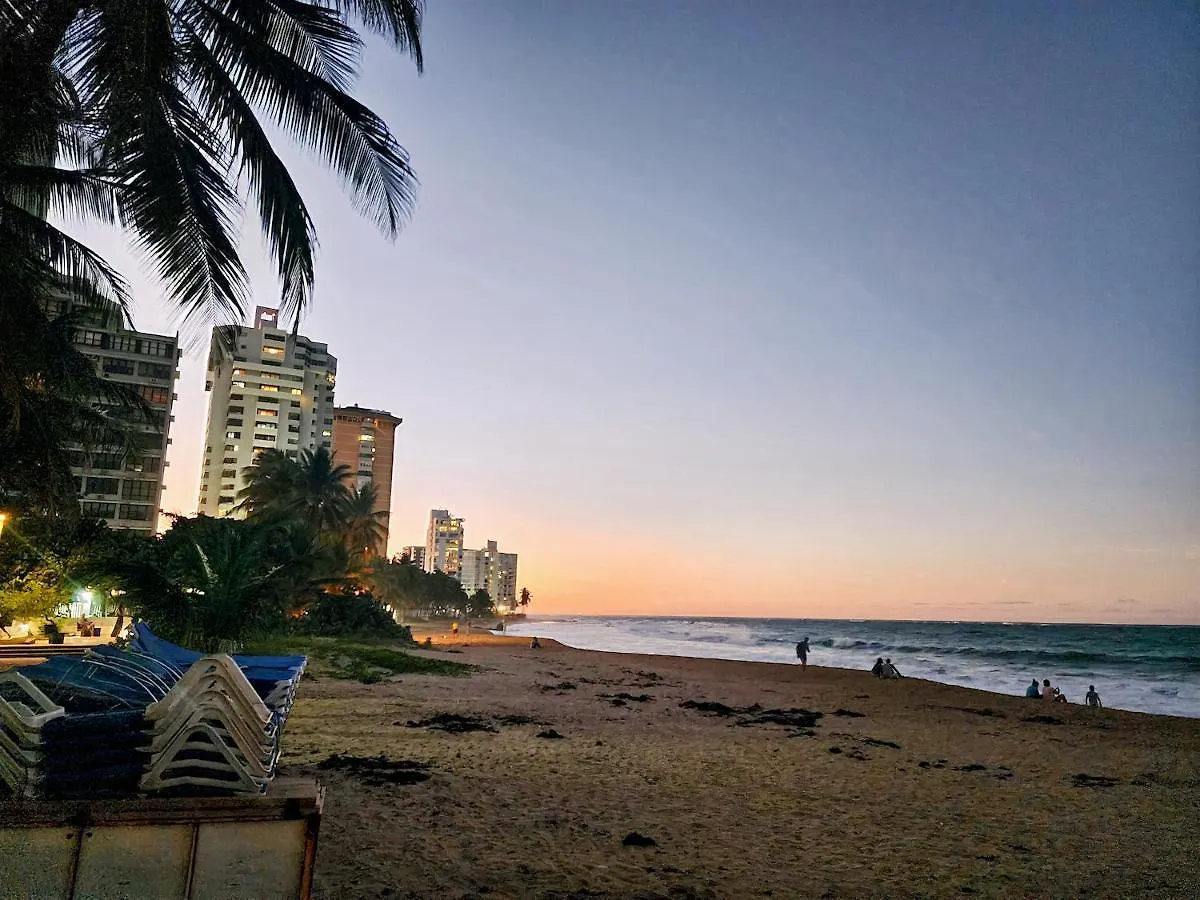 Breathtaking 3-Br Beachside Apt San Juan